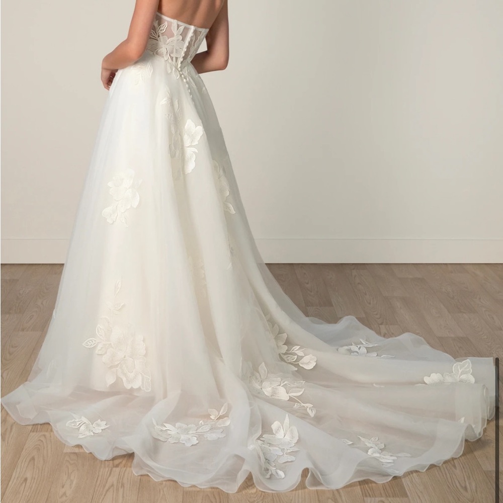 Stella York new with tags, never worn. Size 12. Chic Strapless Ivory Gown - Picture 6 of 12